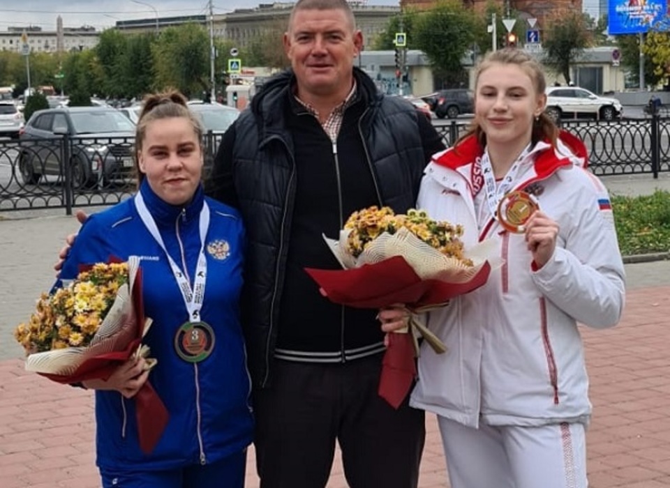 Волгоградки завоевали две медали Кубка мира по борьбе на поясах